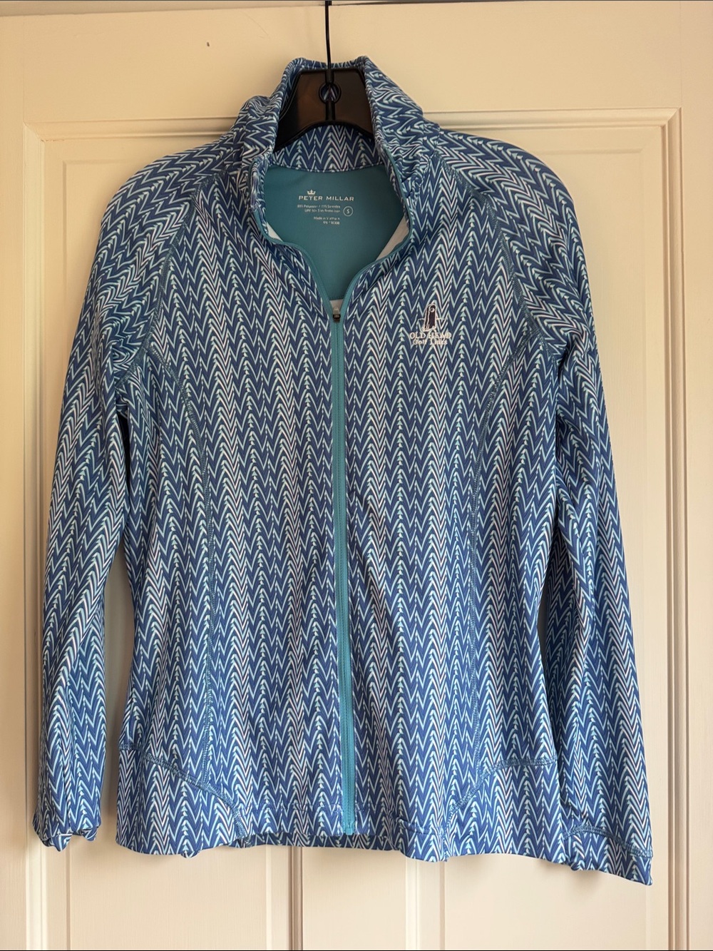 Peter Millar Blue and White Chevron Performance Zip Top, back zip pocket